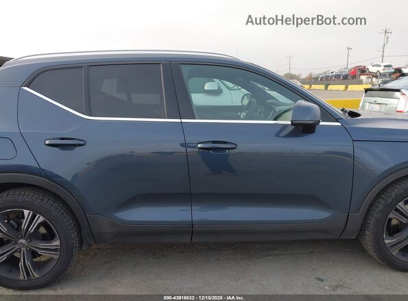 YV4AC2HL9K2112967 2019 VOLVO XC40 Dark Blue Панорамный вид салона 360°