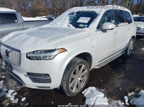 YV4BC0PL6H1130965 2017 VOLVO XC90 HYBRID White Przód lewy