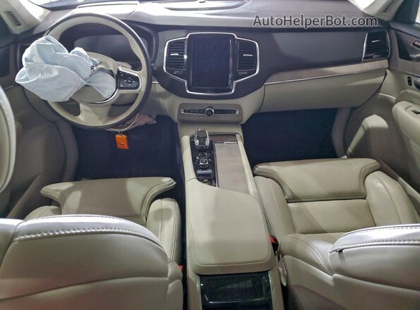 YV4BR00L7N1793997 2022 VOLVO XC90 Синий Вид панели приборов
