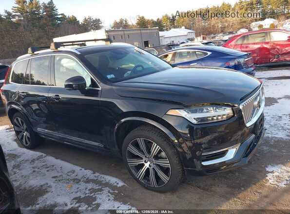 YV4BR0CL8N1821141 2022 VOLVO XC90 RECHARGE PLUG-IN HYBRID Черный Вид задней части салона