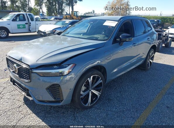 YV4BR0DM3N1965512 2022 VOLVO XC60 RECHARGE PLUG-IN HYBRID Gray Przód lewy