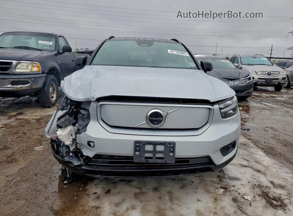 YV4ED3URXM2449519 2021 VOLVO XC40 Gray Вид спереду