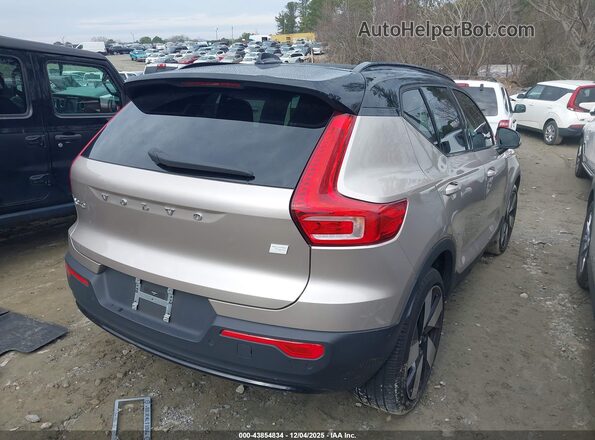 YV4ED3UW2P2070931 2023 VOLVO XC40 RECHARGE PURE ELECTRIC Бежевый Задняя правая четверть