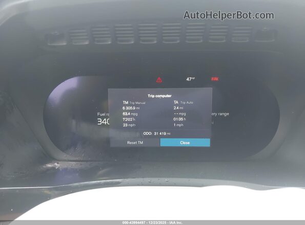 YV4H600A9P1925386 2023 VOLVO XC90 RECHARGE PLUG-IN HYBRID White Widok tylnych siedzeń