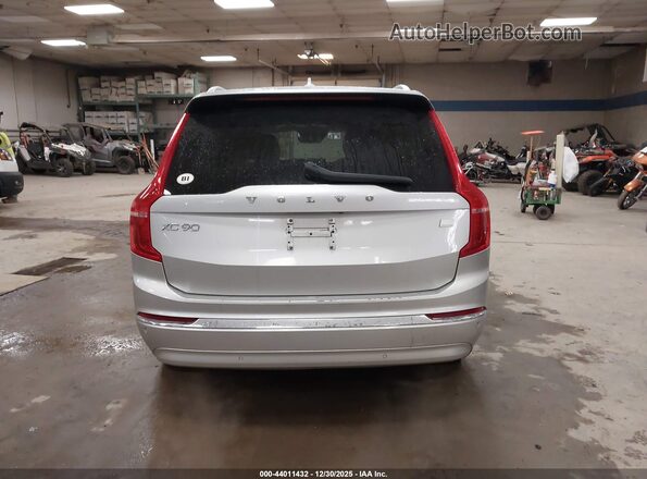 YV4H60CL7N1841206 2022 VOLVO XC90 RECHARGE PLUG-IN HYBRID Серебряный 