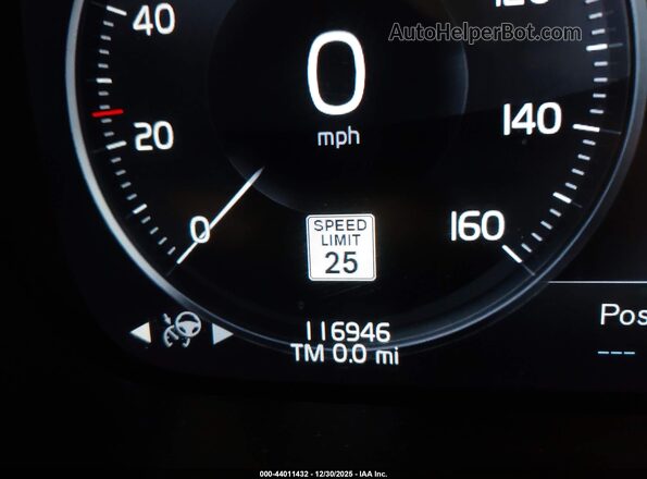 YV4H60CL7N1841206 2022 VOLVO XC90 RECHARGE PLUG-IN HYBRID Серебряный 