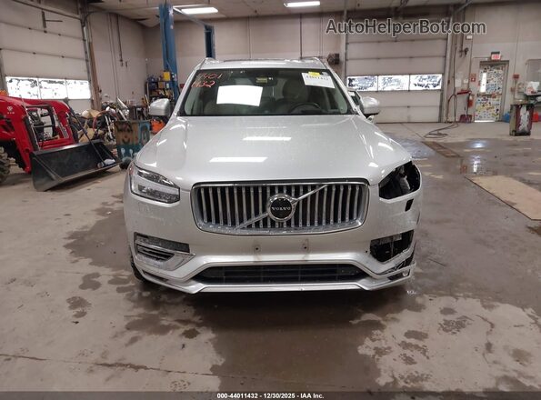 YV4H60CL7N1841206 2022 VOLVO XC90 RECHARGE PLUG-IN HYBRID Серебряный Вид щитка приборов