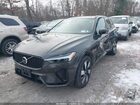 2024 Volvo Xc60 Recharge Plug-in Hybrid T8 Plus Dark Theme Gray vin: YV4H60DL3R1924216