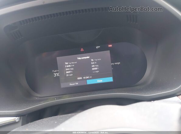 YV4H60DL3R1924216 2024 VOLVO XC60 RECHARGE PLUG-IN HYBRID Gray Widok tylnych siedzeń