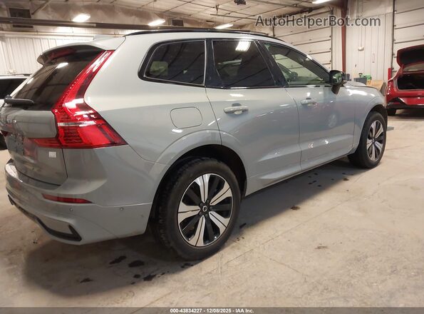 YV4H60DL8R1831532 2024 VOLVO XC60 RECHARGE PLUG-IN HYBRID Silver Tył prawy