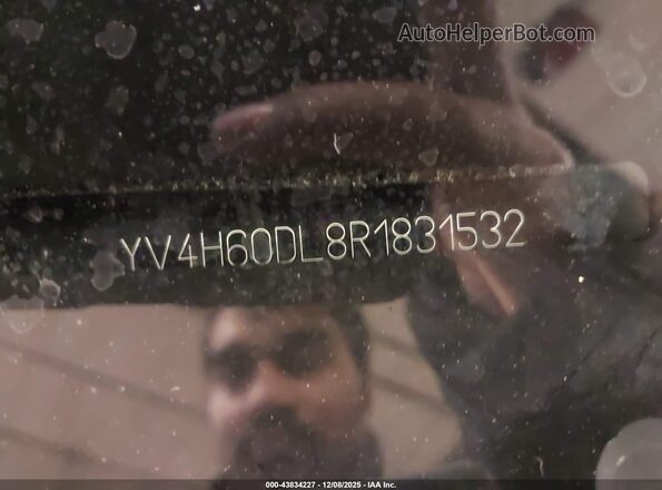 YV4H60DL8R1831532 2024 VOLVO XC60 RECHARGE PLUG-IN HYBRID Silver Widok komory silnika
