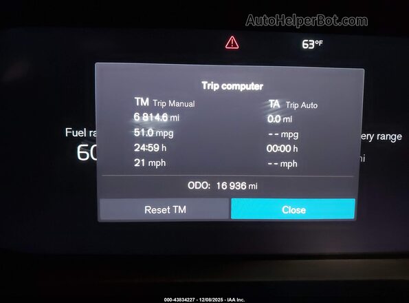 YV4H60DL8R1831532 2024 VOLVO XC60 RECHARGE PLUG-IN HYBRID Silver Widok tylnych siedzeń