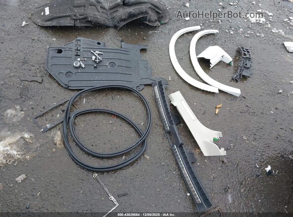 YV4H60PE6S1292458 2025 VOLVO XC90 PLUG-IN HYBRID Белый Вид щитка приборов