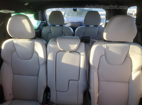 YV4H60PM2T1434071 2026 VOLVO XC90 Коричневый Вид задних сидений