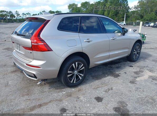 YV4L12RKXR1924749 2024 VOLVO XC60 Champagne Задняя правая четверть