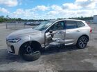 2024 Volvo Xc60 B5 Core Dark Theme Champagne vin: YV4L12RKXR1924749