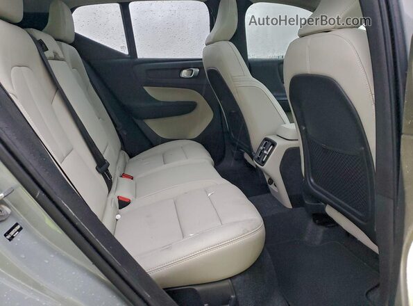 YV4L12UCXT2676309 2026 VOLVO XC40 Серый Вид задних сидений