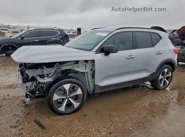 YV4L12UCXT2676309 2026 VOLVO XC40 Серый Передняя левая четверть