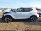 2025 Volvo Xc40 B5 Core Bright Theme Белый vin: YV4L12UJ2S2591025