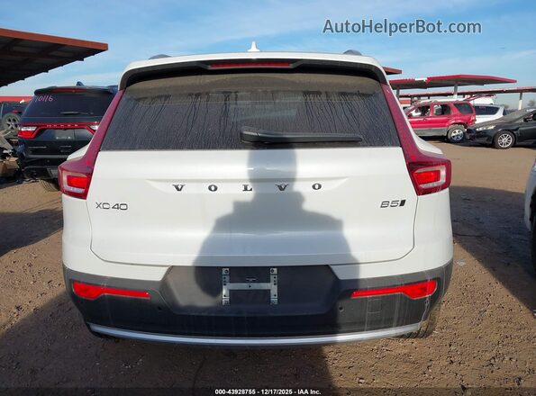 YV4L12UJ2S2591025 2025 VOLVO XC40 Белый 