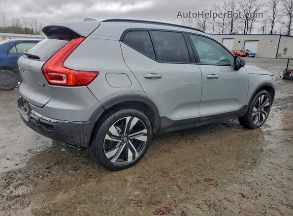 YV4L12UM7R2275835 2024 VOLVO XC40 Gray Trasero derecho