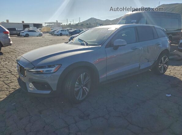 YV4L12WKXS2150118 2025 VOLVO V60 Gray Передня ліва чверть