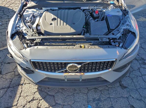 YV4L12WKXS2150118 2025 VOLVO V60 Gray Вид підкапотного простору