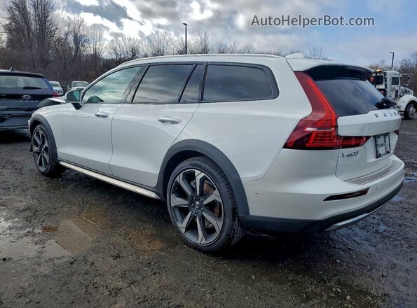 YV4L12WL8S2146691 2025 VOLVO V60 Белый Задняя левая четверть