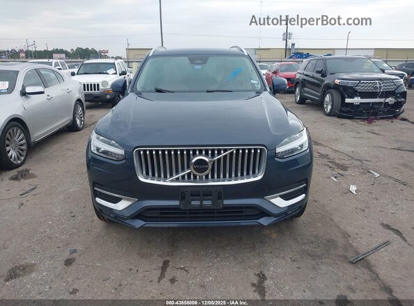 YV4M12PJ9S1318167 2025 VOLVO XC90 Dark Blue Widok z przodu