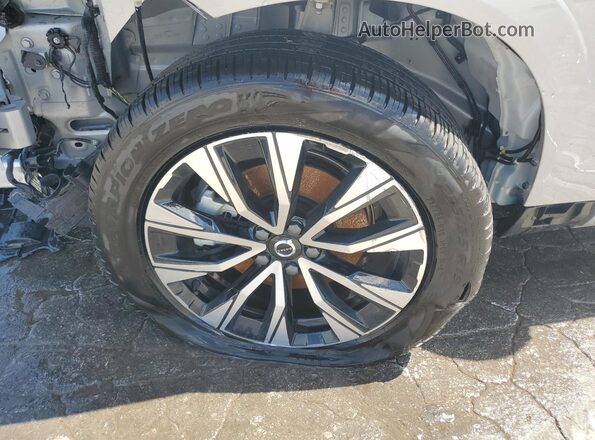YV4M12RC7S1183267 2025 VOLVO XC60 Серебряный 