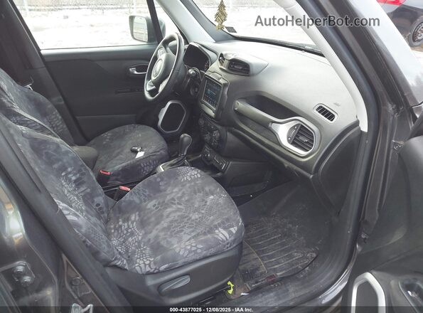 ZACCJBBBXJPH88902 2018 JEEP RENEGADE Серый Вид салона спереди