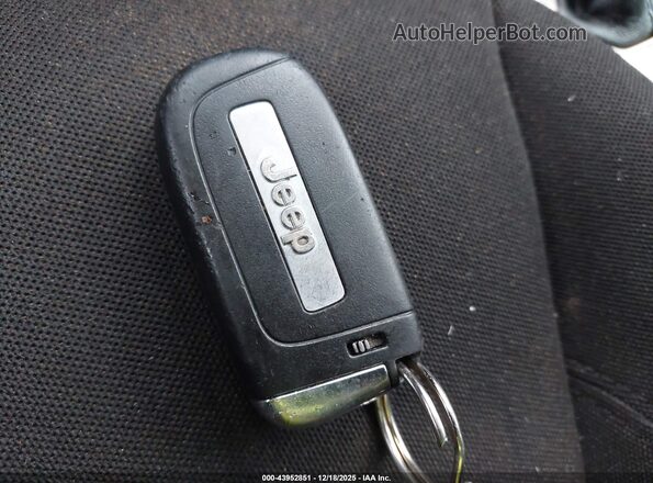 ZACCJBBT8GPD25741 2016 JEEP RENEGADE Белый Вид сзади