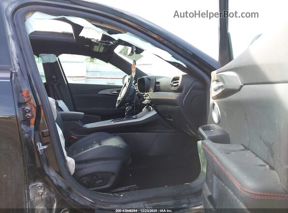 ZACNDFBN1P3A02874 2023 DODGE OTHER Black Widok wnętrza z przodu