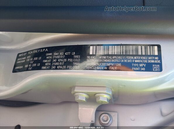ZACNJCBB3MPN11086 2021 JEEP RENEGADE Silver Engine compartment view
