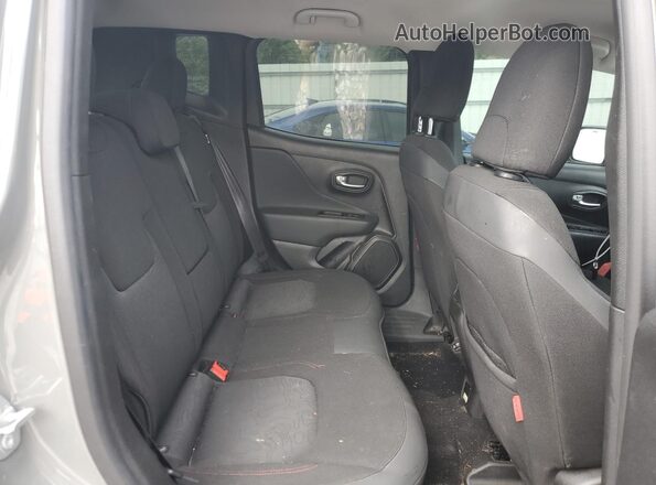 ZACNJDC1XNPN56068 2022 JEEP RENEGADE Серый Вид задней части салона