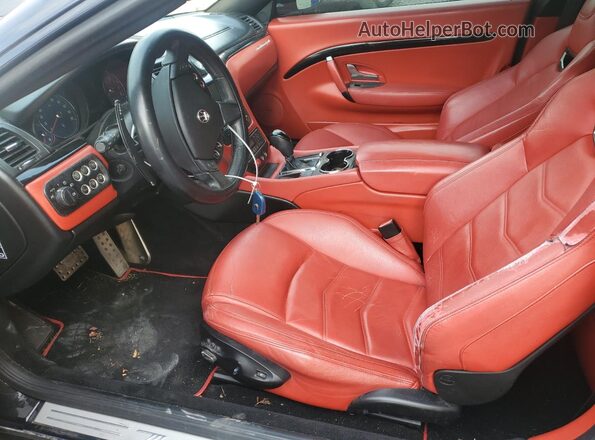 ZAM45VLA4G0177483 2016 MASERATI GRANTURISM Черный Вид салона спереди