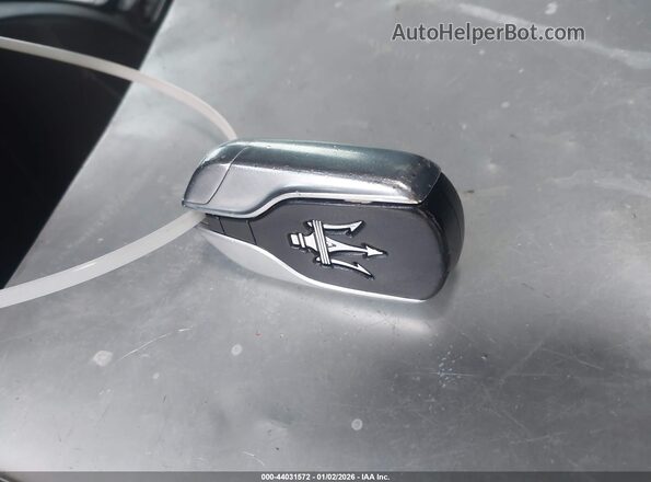 ZAM56RPL4H1244891 2017 MASERATI QUATTROPOR Black Вид панелі приладів