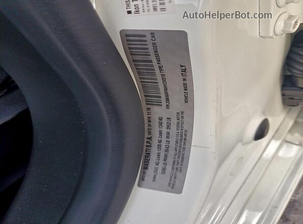 ZAM56RPS6H1230210 2017 MASERATI QUATTROPOR White Widok naklejki z numerem VIN
