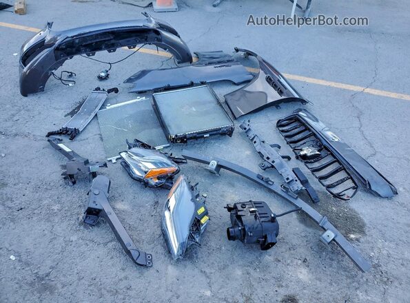 ZAM56YPM7N1380981 2022 MASERATI QUATTROPOR Серый Вид подкапотного пространства