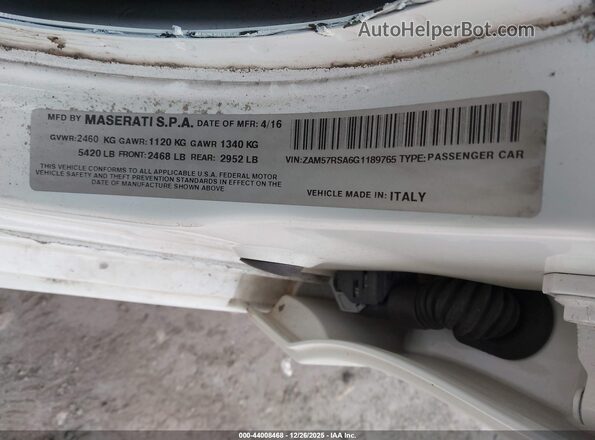 ZAM57RSA6G1189765 2016 MASERATI GHIBLI White Vista del compartimento del motor