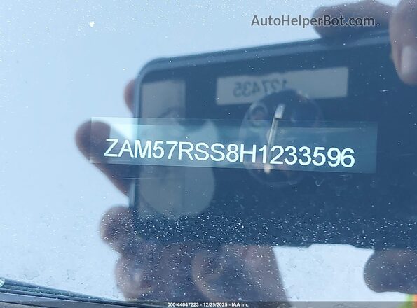 ZAM57RSS8H1233596 2017 MASERATI GHIBLI Black Widok komory silnika