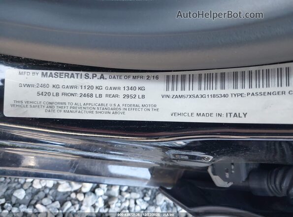 ZAM57XSA3G1185340 2016 MASERATI GHIBLI Black Widok komory silnika