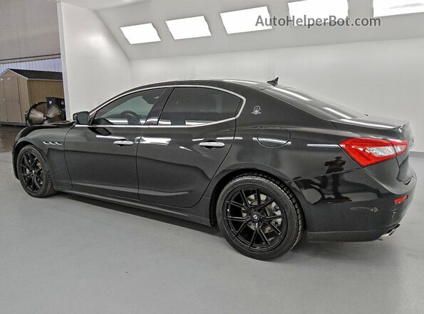 ZAM57XSA8H1226675 2017 MASERATI GHIBLI Black Tył lewy