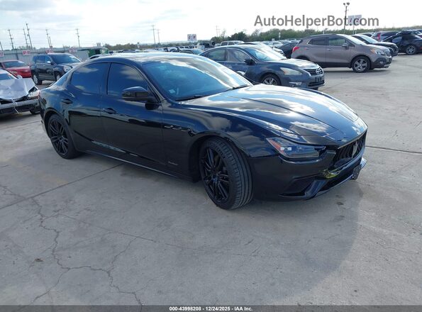 ZAM57YSS3K1313549 2019 MASERATI GHIBLI Черный Передняя правая четверть