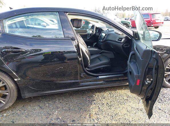 ZAM57YTA4L1353579 2020 MASERATI GHIBLI Black წინა სალონის ხედი