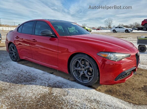 ZARFAECN8J7597411 2018 ALFA ROMEO GIULIA Красный Передняя правая четверть
