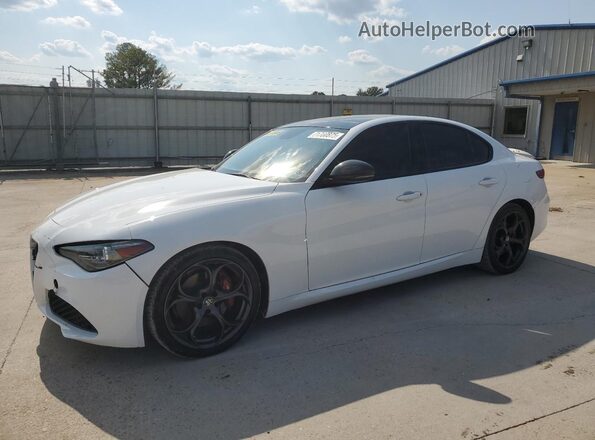 ZARFAMAN1K7622177 2019 ALFA ROMEO GIULIA White Vista tres cuartos delantera izquierda