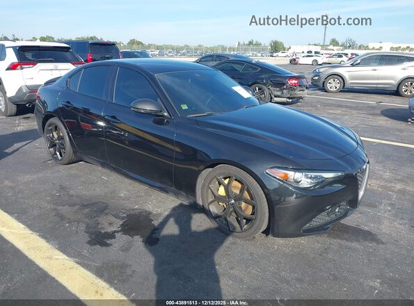 ZARFAMAN2L7634985 2020 ALFA ROMEO GIULIA Черный Передняя правая четверть
