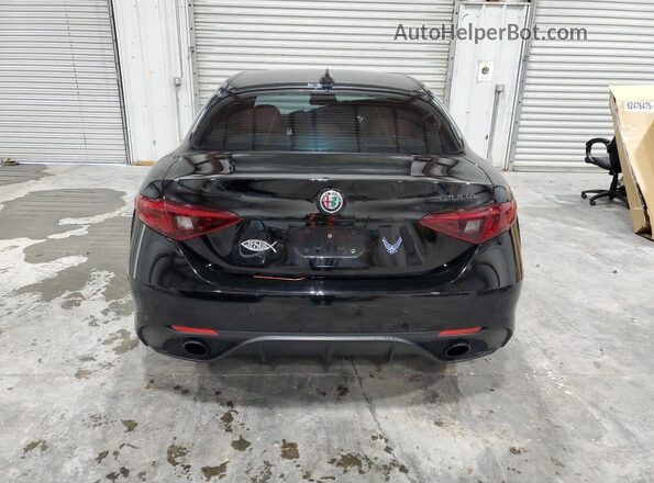 ZARFAMAN3K7616221 2019 ALFA ROMEO GIULIA Black Widok z tyłu