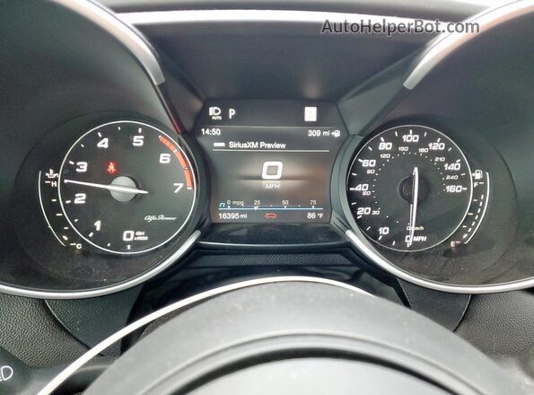 ZARFAMBN0P7666869 2023 ALFA ROMEO GIULIA Black Սարքավորումների վահանակի տեսք